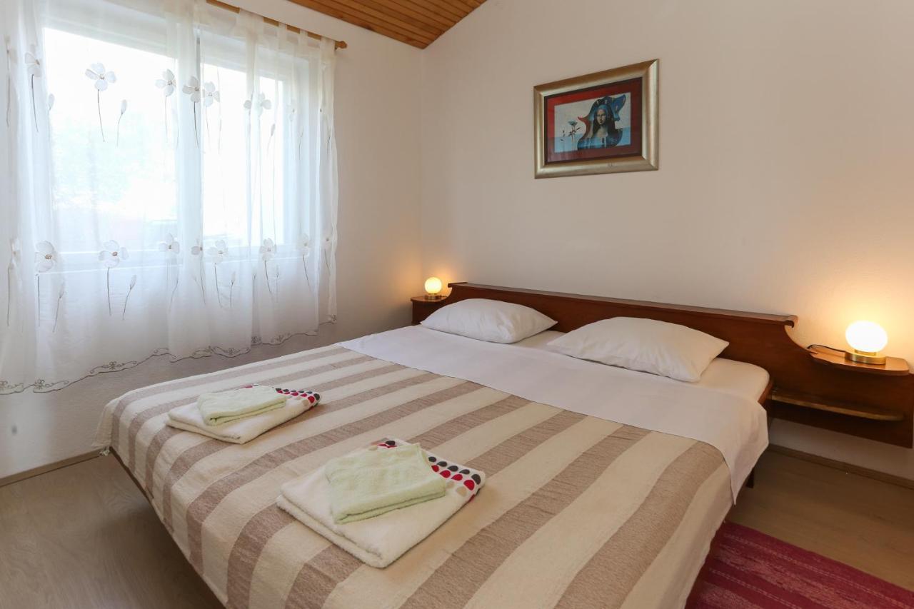 Apartman Mavarcica A4 Трогир Экстерьер фото